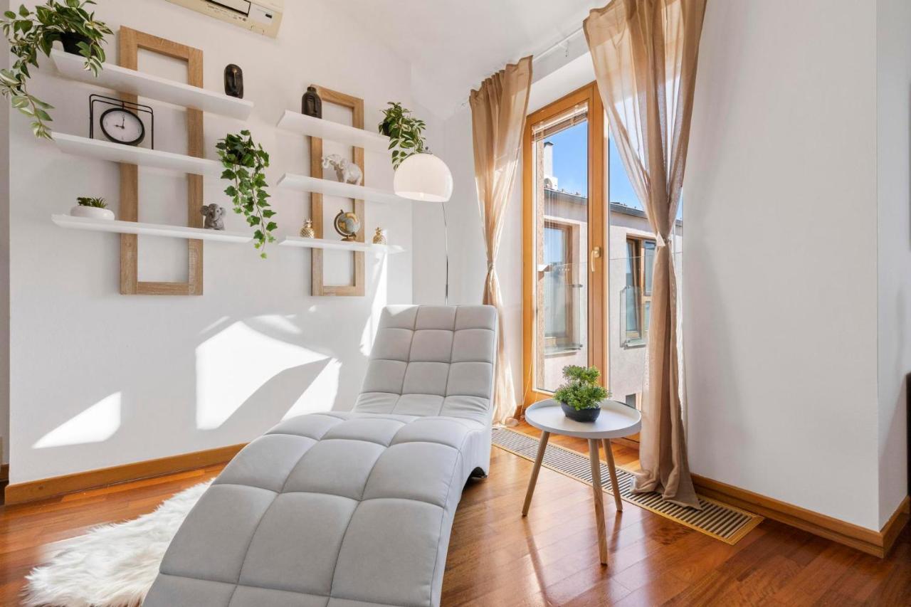 דירות ברטיסלאבה Urban Elegance Retreat מראה חיצוני תמונה